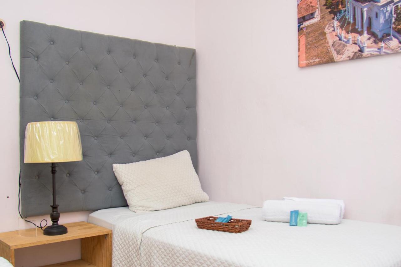 Velvet hostal Santa Ana Kültér fotó